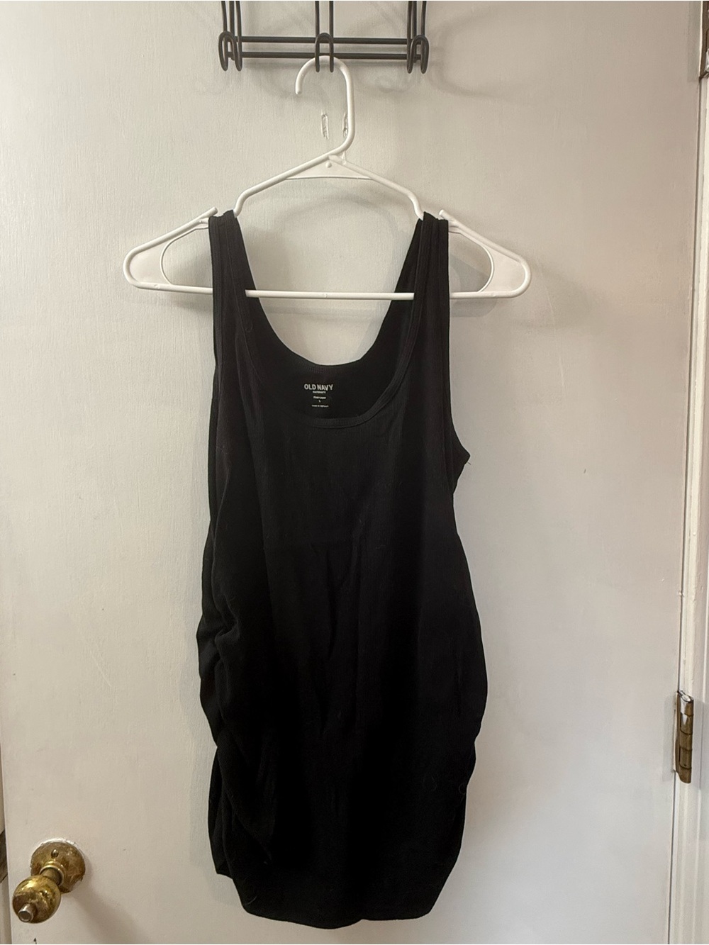 Old Navy Black and Grey  Scoop Neck Tanks